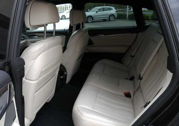 BMW 6GT cena 159900 przebieg: 113000, rok produkcji 2018 z Gniezno małe 154